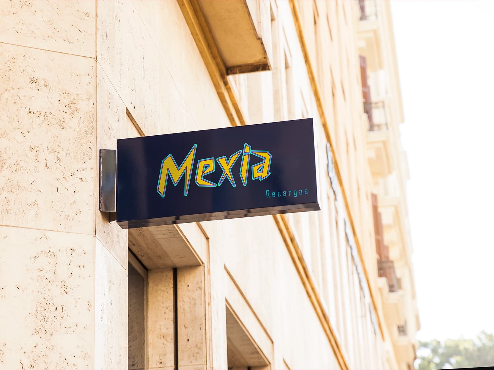 Imagen actual con branding completo
